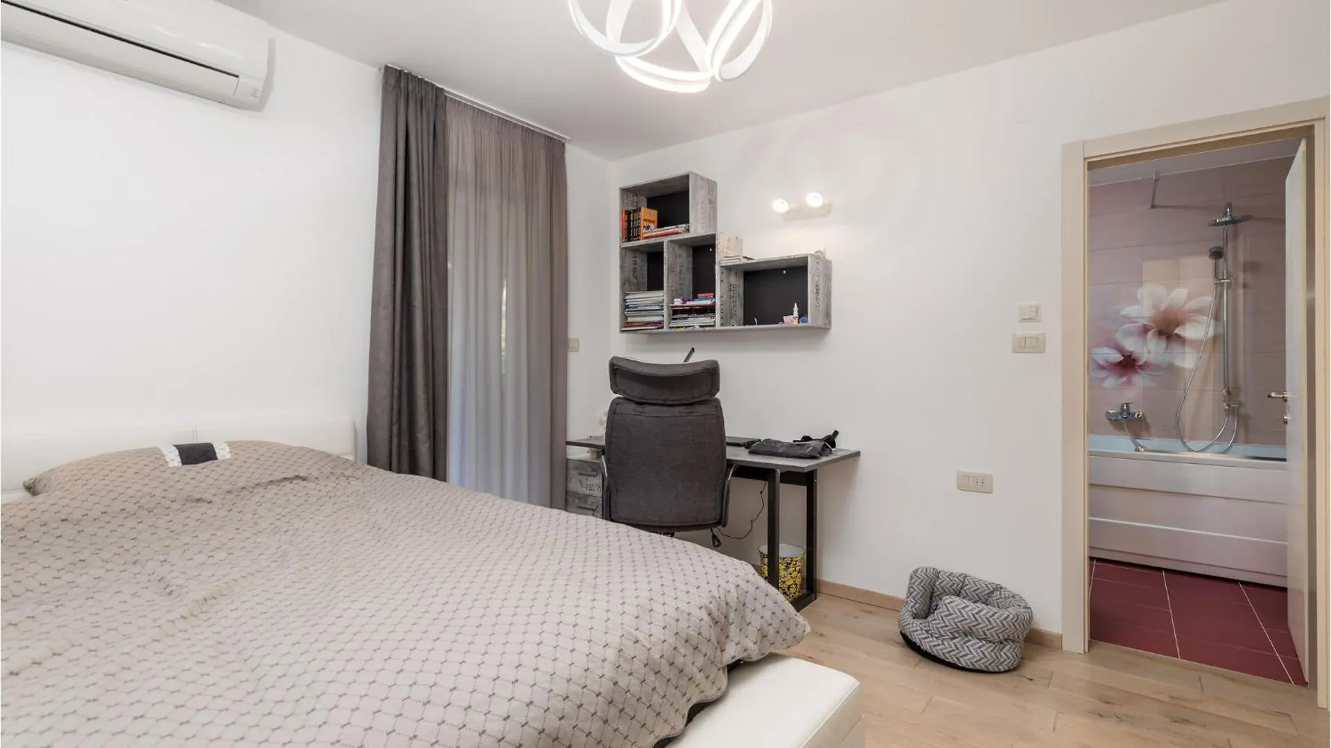 4 Bedroom Cozy Home In Matulji Vikendica